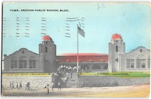 Yuma, Arizona, öffentliches Schulgebäude Studenten 1911 farbig Vintage Postkarte - Bild 1 von 2