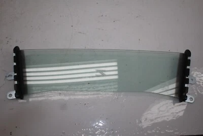 Defletor de ar de vidro traseiro conversível Nissan 370z 2010-2020 97284-1ET0A FABRICANTE DE EQUIPAMENTO ORIGINAL - Imagem 1 de 4