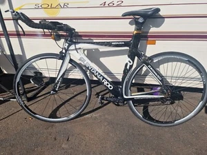 Quintana Roo Seduza Triathlon Bike - Picture 1 of 22
