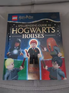 LEGO HARRY POTTER BOOK A SPELLBINDING GUIDE TO HOGWARTS HOUSES + PERCY MINIFIG - Picture 1 of 3