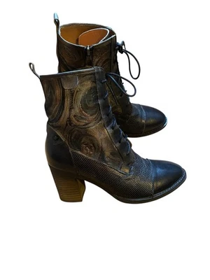 Spring Step L'Artiste Women's Fancigirl Tapestry Booties Size 40/9 - Image 1 of 4