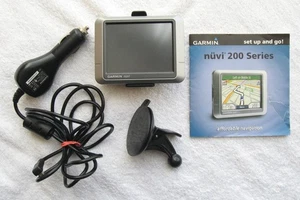 Garmin Nuvi 200 Navigation GPS Bundle With Instruct Booklet, Cable & Car Mount - Picture 1 of 1