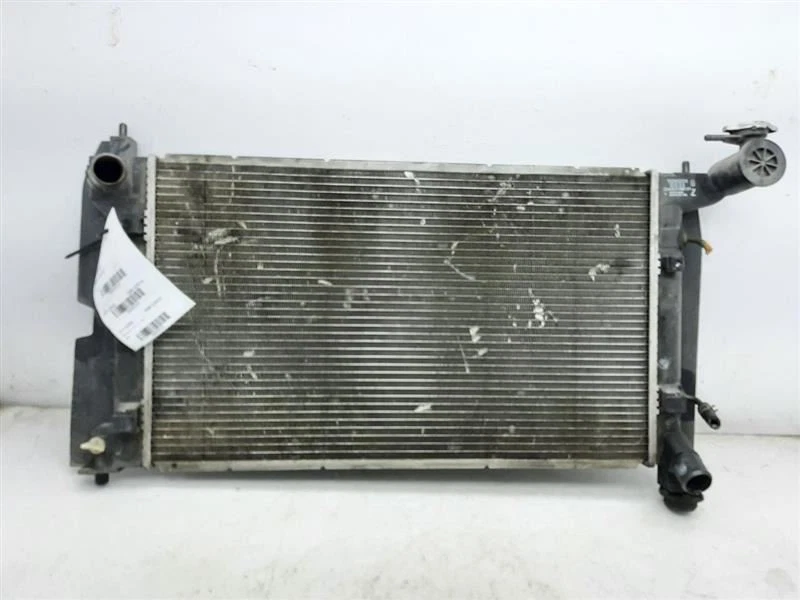 Radiador 03-08 PONTIAC VIBE 88969096 Foto 1 de 4