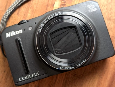 N MINT Nikon COOLPIX S9700 16.0MP 30x Zoom Compact Digital Camera Japan Black - Image 1 of 4