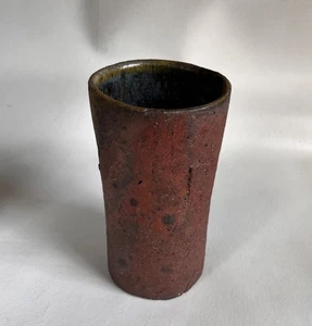 Studiokunst Handarbeit tropfenglasiert innen rustikal Keramik Zylinder Vase signiert - Bild 1 von 13