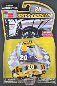 2017 Nascar Authentics Wave 7 Matt Kenseth #17 Dewalt Toyota w/Magnet VHTF - Picture 1 of 1