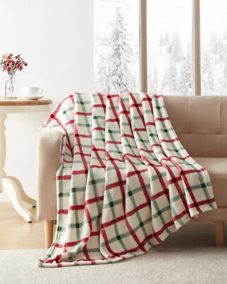 Kate Aurora Christmas Plaid Ultra Soft & Plush Oversized Accent Throw Blanket