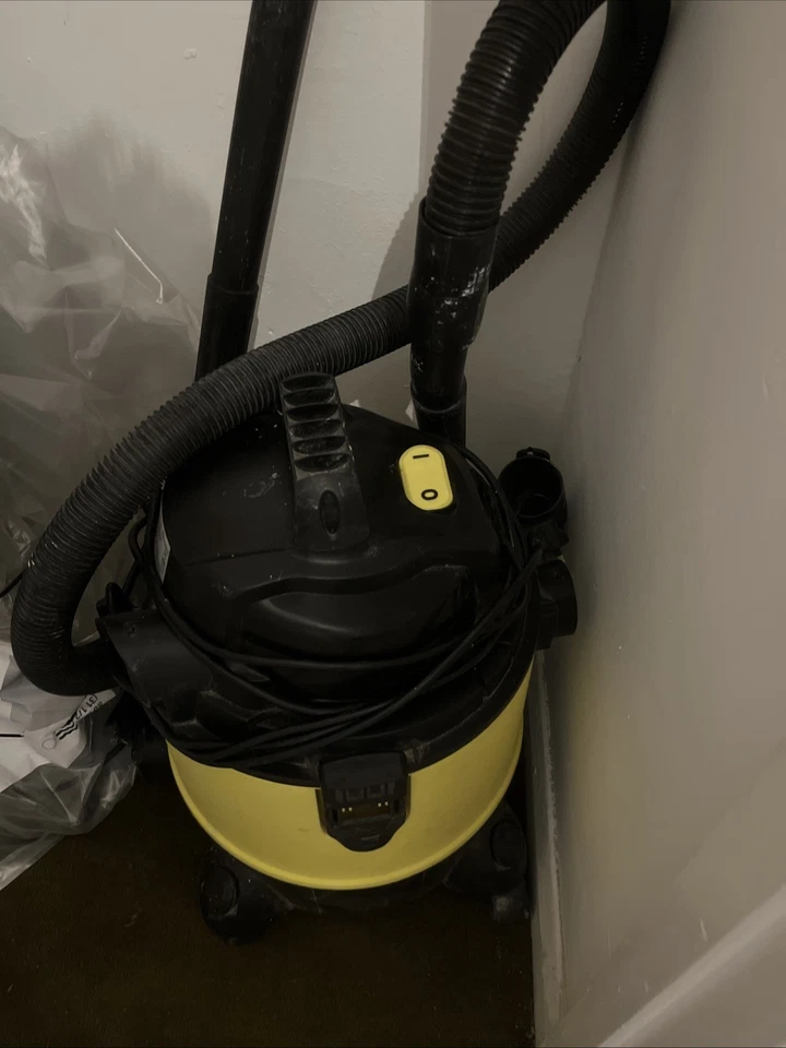 Parkside PNTS 1300 C3 Wet-Dry Vacuum Cleaner with 4 new Vacuum Bags - Image 1 of 2