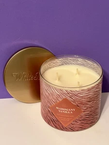 Bath & Body Works ~ White Barn "CAOBA VAINILLA" 3 mechas vela 14,5 oz - Imagen 1 de 3