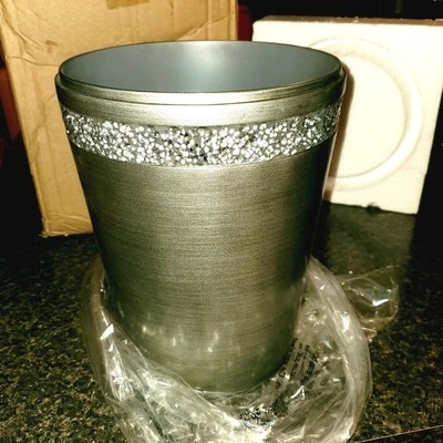 Pewter Finish Zenna Home India Ink Altair Waste Basket 10L NEW UNUSED 10.75 x 8" - Image 1 of 4