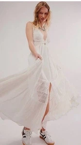 Maxi abito FREE PEOPLE Hadlee uncinetto pizzo inserto schiena aperta avorio taglia M Medium nuovo - Foto 1 di 3