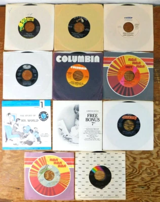 Lot of 11 Vintage 45 RPM Records Elvis Presly, Eddie Rabbit Tanya Tucker Loretta - Image 1 of 4