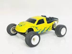 Vintage Duratrax Evader Ext Roller Slider 1/10 Chassis Rc Truck Parts Project - Picture 1 of 13