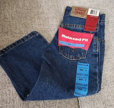 Pantalones de mezclilla azules REGULARES NUEVOS CON ETIQUETAS Levi Strauss LEVIS 550 calce relajado rojo lengüeta niño talla 4 Foto 1 de 2