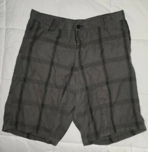 Pantalones cortos informales cómodos a cuadros para hombre Burnside talla 38 - Imagen 1 de 5