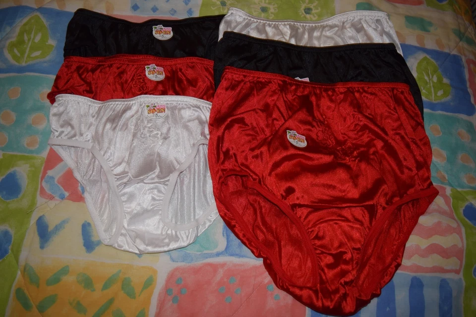 12 BRAGAS DE NYLON NUEVAS CON ETIQUETAS XL 6 BIKINI y 6 BREVETAS Foto 1 de 1