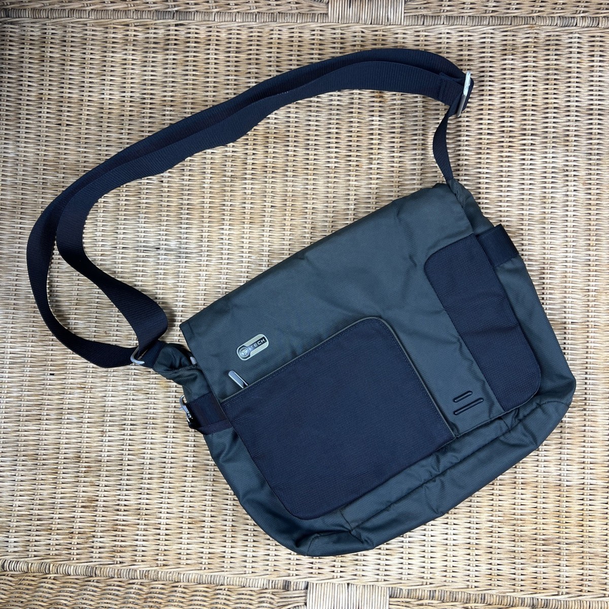 バッグ 2000s TUMI T-Tech crossbody bag Tumi T Tech Crossbody Bag
