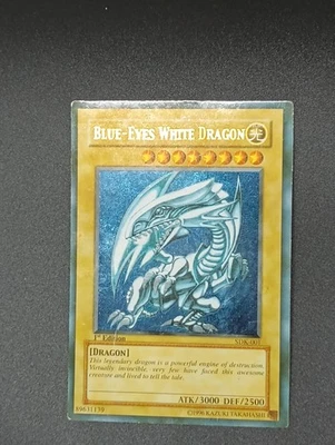 Blue-Eyes White Dragon SDK-001 Starter Deck: Kaiba 1st Edition - Image 1 of 3
