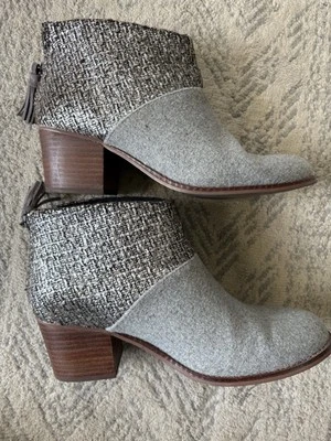 TOMS Leila Metallic Felt Tweed Silver Gray Low Heeled Boots Booties Size 9 Foto 1 de 4