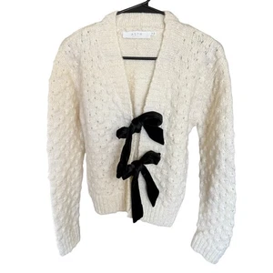 Astr The Label Velvet Bow Cardigan Off White XS Romantic Holiday - Picture 1 of 8