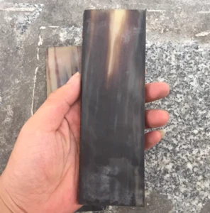 Cuchillo de hoja de cuerno de oveja negro natural de 1 pieza en blanco placa escalas material de mango - Imagen 1 de 1