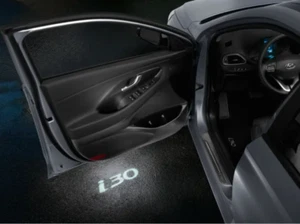 Proiettori porte anteriori logo i30 originale accessori Hyundai G4651ADE00 - Afbeelding 1 van 3