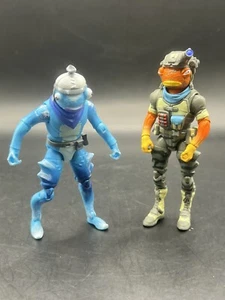 Fish Fortnite Action Figures 5 Inch-lot Of 2 - Picture 1 of 6