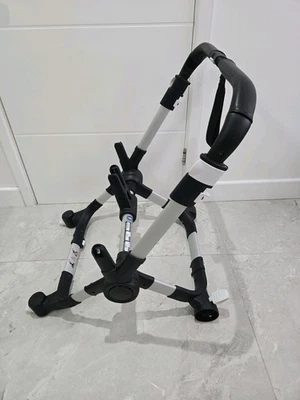 Brand new Bugaboo donkey3 chassis  - Image 1 of 4