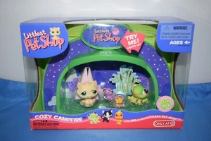 2007 Littlest Pet Shop Cozy Campfire Light Up Target Exclusive Playset cat #1