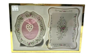 Klassisches LENOX Blumenmuster Porzellanrahmen und Tablett Geschenkset - Bild 1 von 4