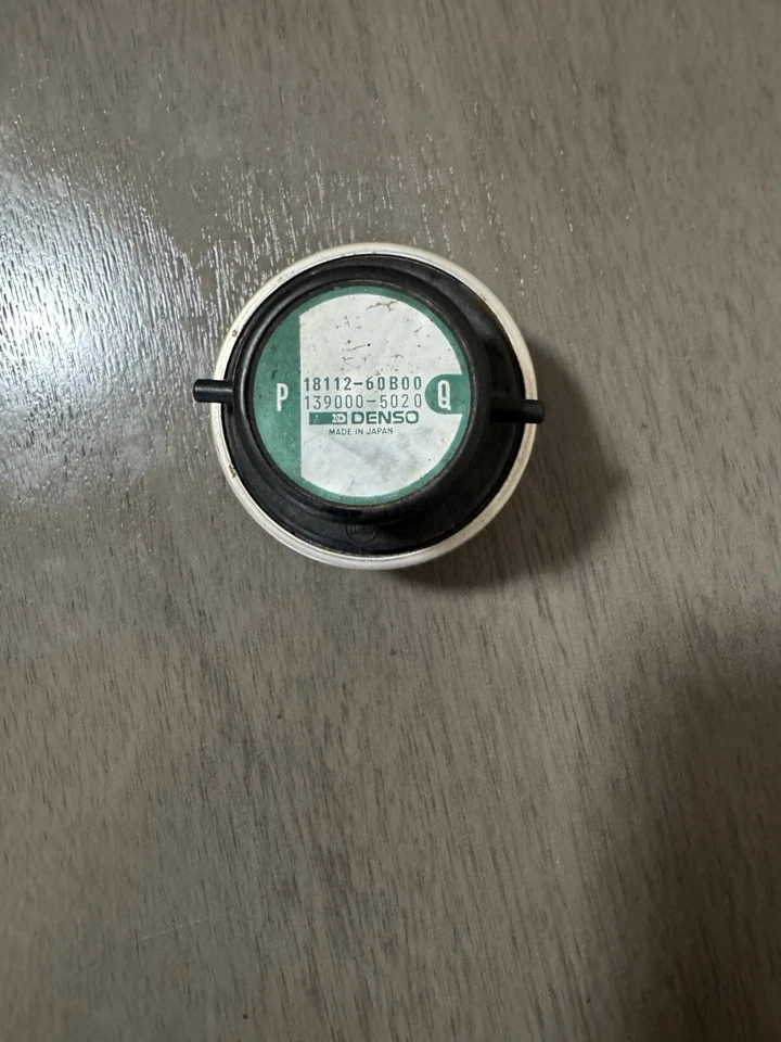 1989-98 SUZUKI SIDEKICK GEO TRACKER EGR MODULATOR válvula transdutora emissão 1.6L - Imagem 1 de 2