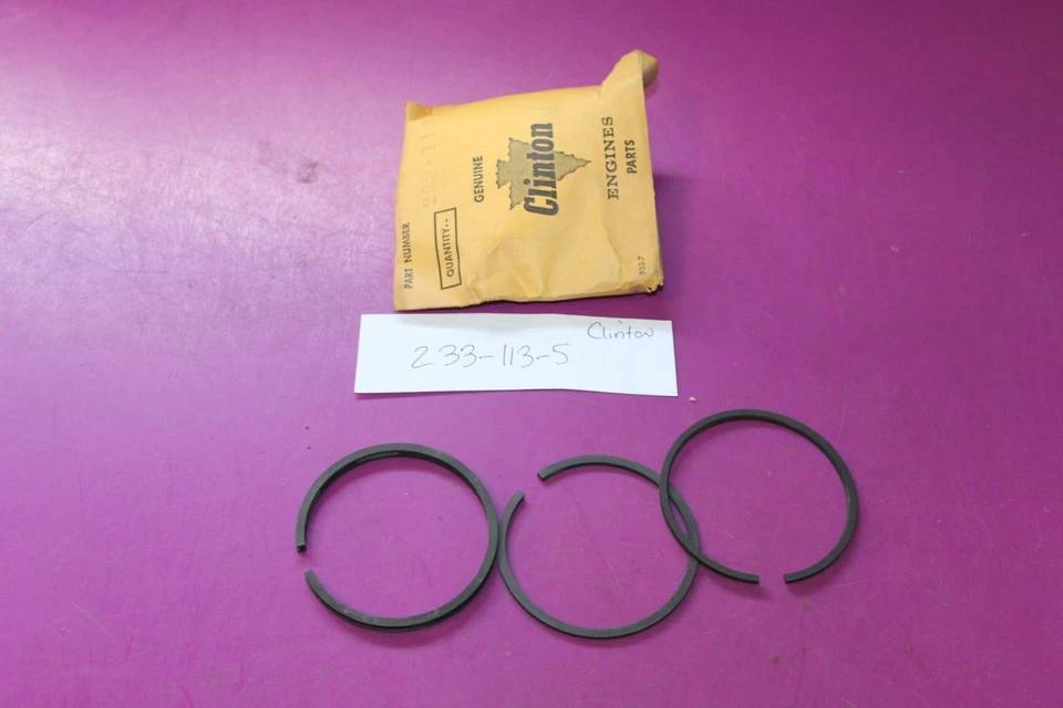 Juego de anillos Clinton NOS. Parte 233-113-5. Adquirido en un concesionario cerrado. Ver foto Foto 1 de 1