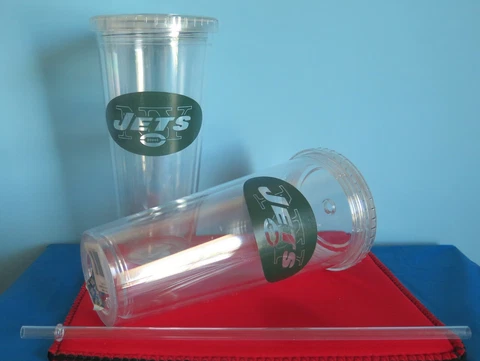 FOUR (4) NEW YORK JETS, 24oz, PLASTIC, SIP N GO, TRAVEL TUMBLERS WITH STRAW Cover