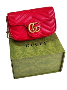GUCCI MARMONT 476433 ROJO - BOLSO DE HOMBRO CON CADENA Y HERRAJES GG COLOR ORO - Imagen 1 de 19