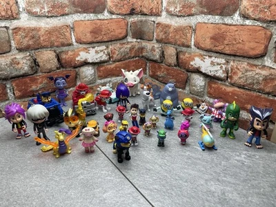 Lote de figuras de juguete Paw Patrol PJ máscaras Doc Mcstuffins vida secreta de mascotas Disney Foto 1 de 4