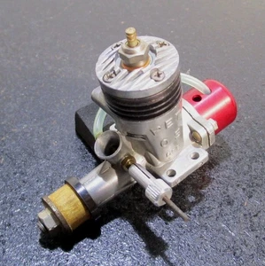 O.S. PETⅡ-099 Red Tank 1.62cc 2-Stroke Glow Engine for Control Line f/s - Picture 1 of 20