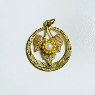 Landstrom 10k 12k Black Hills Gold Cultured Pearl Women's Necklace Leaf Pendant - Image 1 of 4