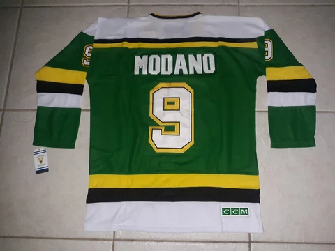 MIKE MODANO MINNESOTA NORTH STARS CCM VINTAGE HOCKEY THROWBACK JERSEY. LG. NWT Cover