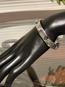 Simply Vera Wang Armband Strass silberfarben aufklappbar - Bild 1 von 5