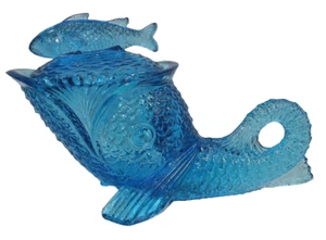 KEMPLE REPRO OF GREENTOWN DOLPHIN W/ SAWTOOTH EDGE COVERED DISH BLUE GLASS #1 - Picture 1 of 8