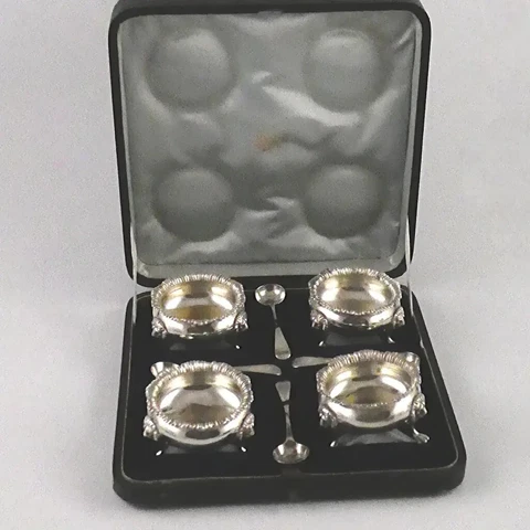 Antique Edwardian Boxed Set of Sterling Silver Open Salts & Spoons 1900s ENGLAND Cover