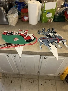 VINTAGE UNION PRODUCTS CHRISTMAS SANTA SLEIGH REINDEER YARD LAWN STAKES 70s - Picture 1 of 6