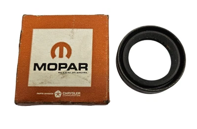 Dodge Plymouth 1960-65 transmisión estándar eje principal sello de aceite trasero 1942401 nuevo de stock Foto 1 de 4