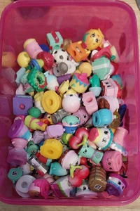 Shopkins Figuren Elch verschiedene Jahreszeiten verschiedene verschiedene Artikel selbst aussuchen - Bild 1 von 143