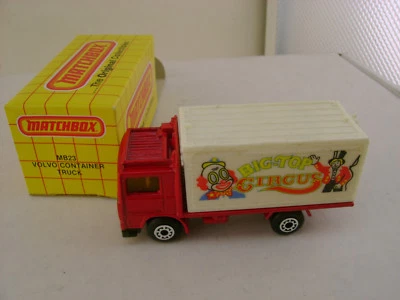 1990 MATCHBOX SUPERFAST MB 23 BIG-TOP CIRCUS VOLVO CONTAINER TRUCK NEW IN BOX - Image 1 of 4