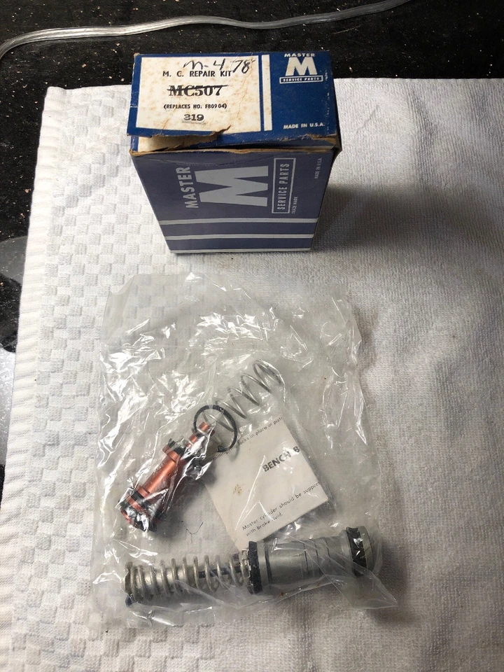NOS 1973-74 Lincoln 1973-77 Ford Thunderbird Master Cylinder Repair Kit - Image 1 of 4