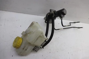 McLaren 570S 2018 Brake Master Cylinder + Reservoir J245 - Picture 1 of 6