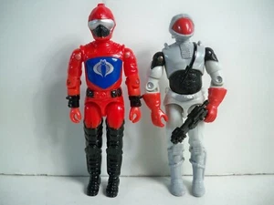 K25i0246 HISS TANK DRIVERS x 2 TRACK VIPER 100% COMPLETE 1983-89 GI JOE VINTAGE - Picture 1 of 13