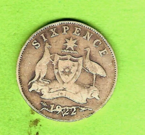 #C32. UNUSUAL  ERROR  1922  AUSTRALIAN SILVER SIXPENCE  COIN - Bild 1 von 2