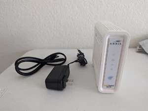 ARRIS SURFboard DOCSIS 3.0 Cable Modem  SB6190 With Power Supply and Ethernet - Picture 1 of 3